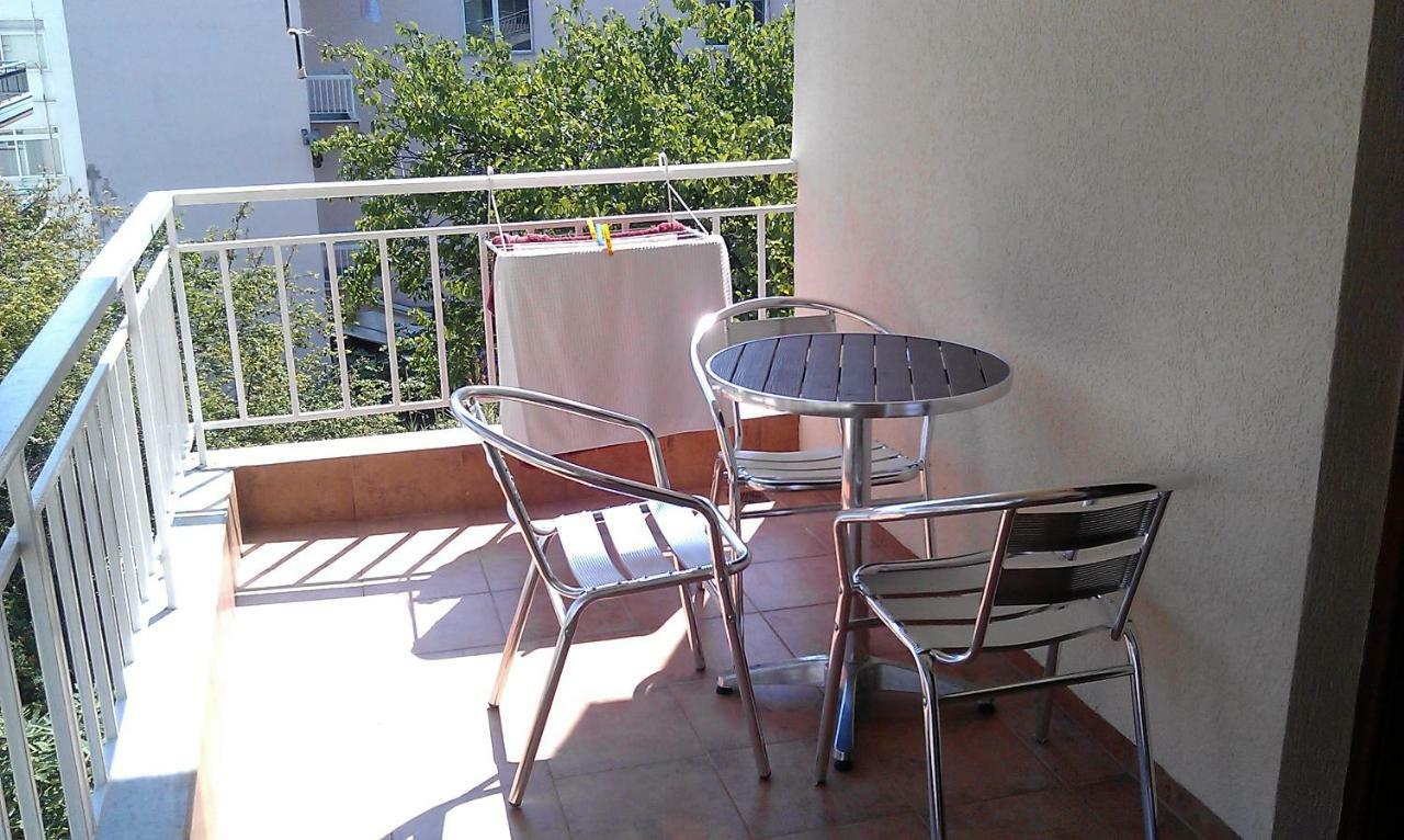 Apartment 60M From Sea! Nea Kallikrateia Exteriör bild